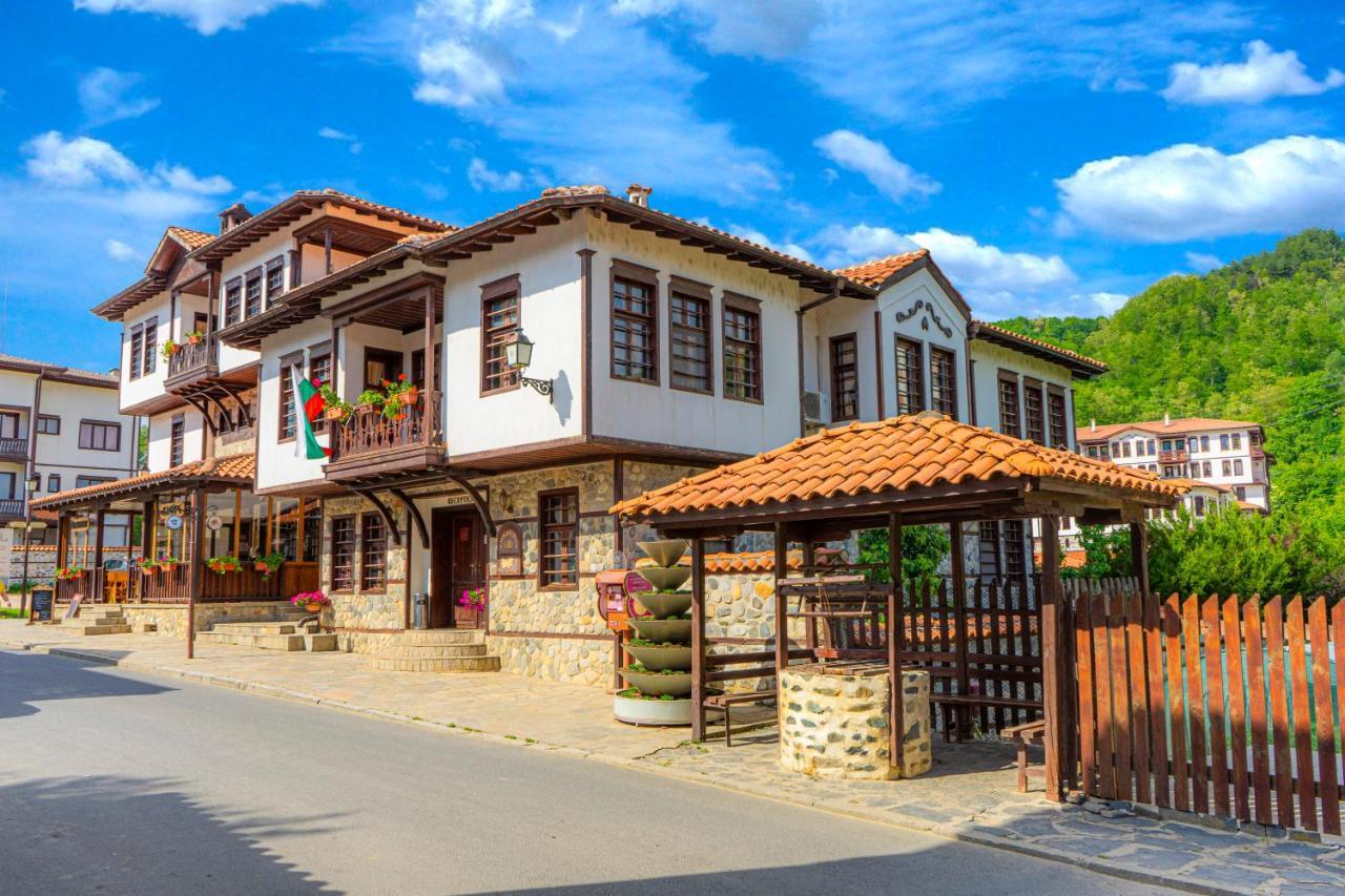 Alexandrov'S Houses Hotel Zlatograd Eksteriør billede