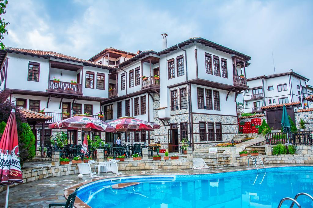 Alexandrov'S Houses Hotel Zlatograd Eksteriør billede