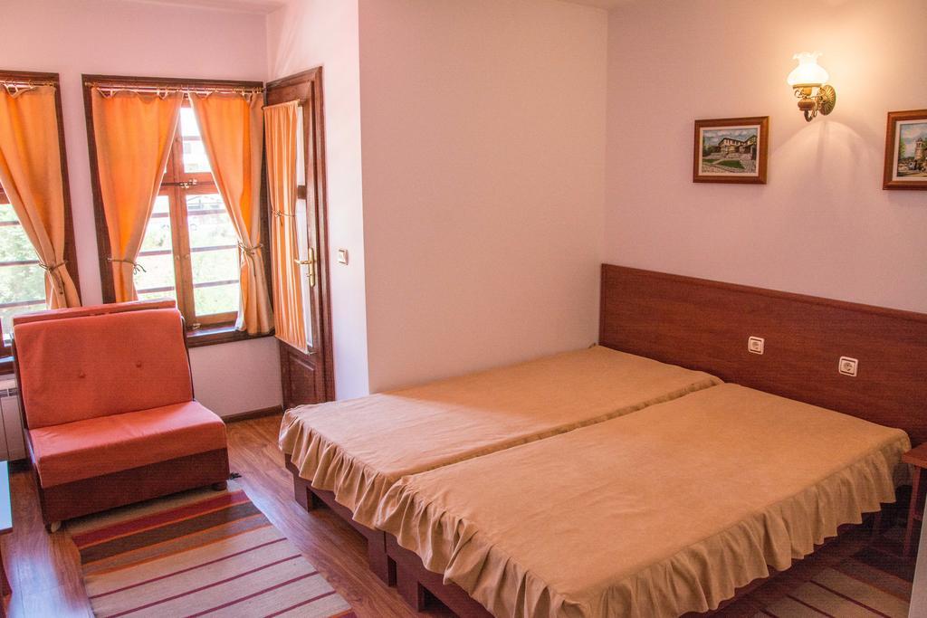 Alexandrov'S Houses Hotel Zlatograd Eksteriør billede